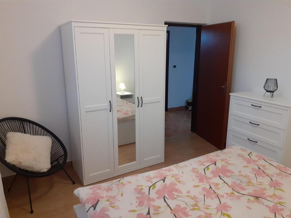 Charming Apartments In Πούλα Εξωτερικό φωτογραφία