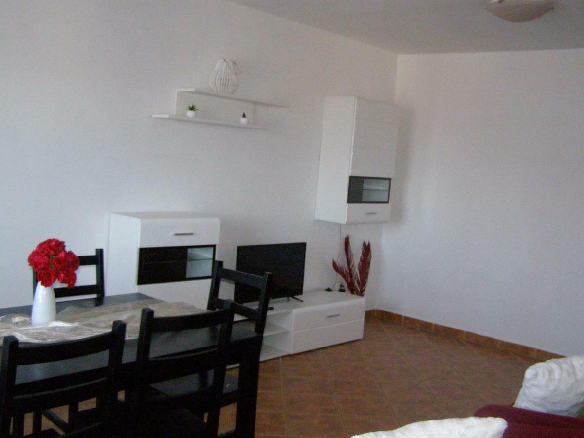 Charming Apartments In Πούλα Εξωτερικό φωτογραφία